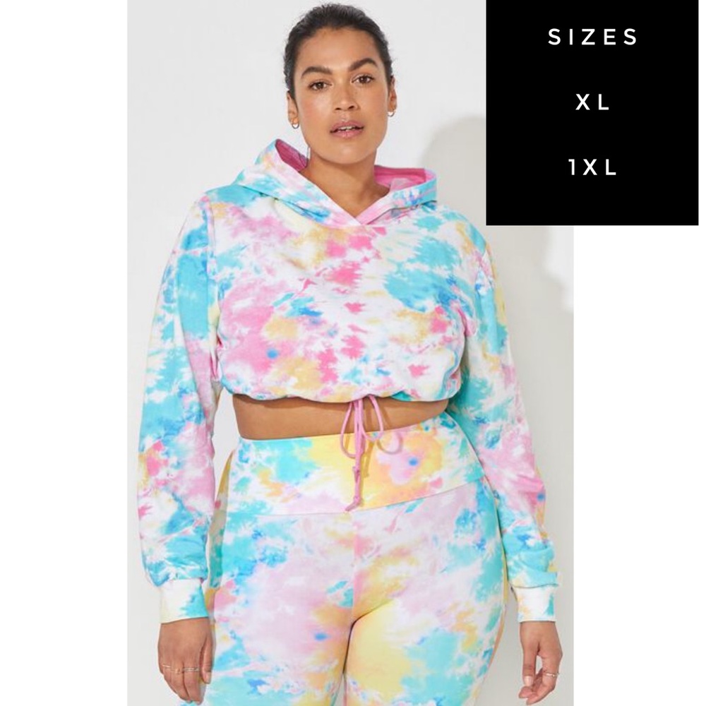 NWT Camille 90s Style Tie-Dye Cropped Hoodie- Brand New with Tags